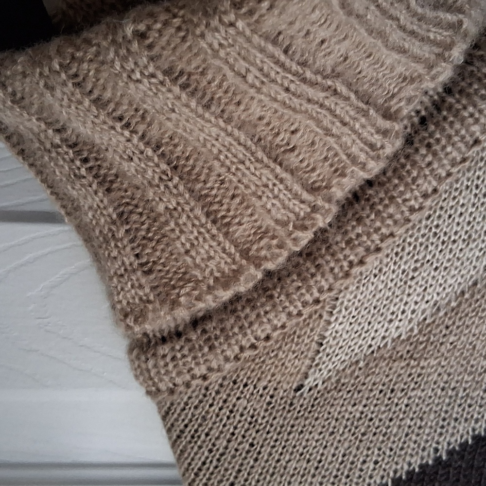 Sweater Poncho With Tassle Fringe Triangle Hem Pullover Cowl Neck Sweater Cape - Picture 7 of 8